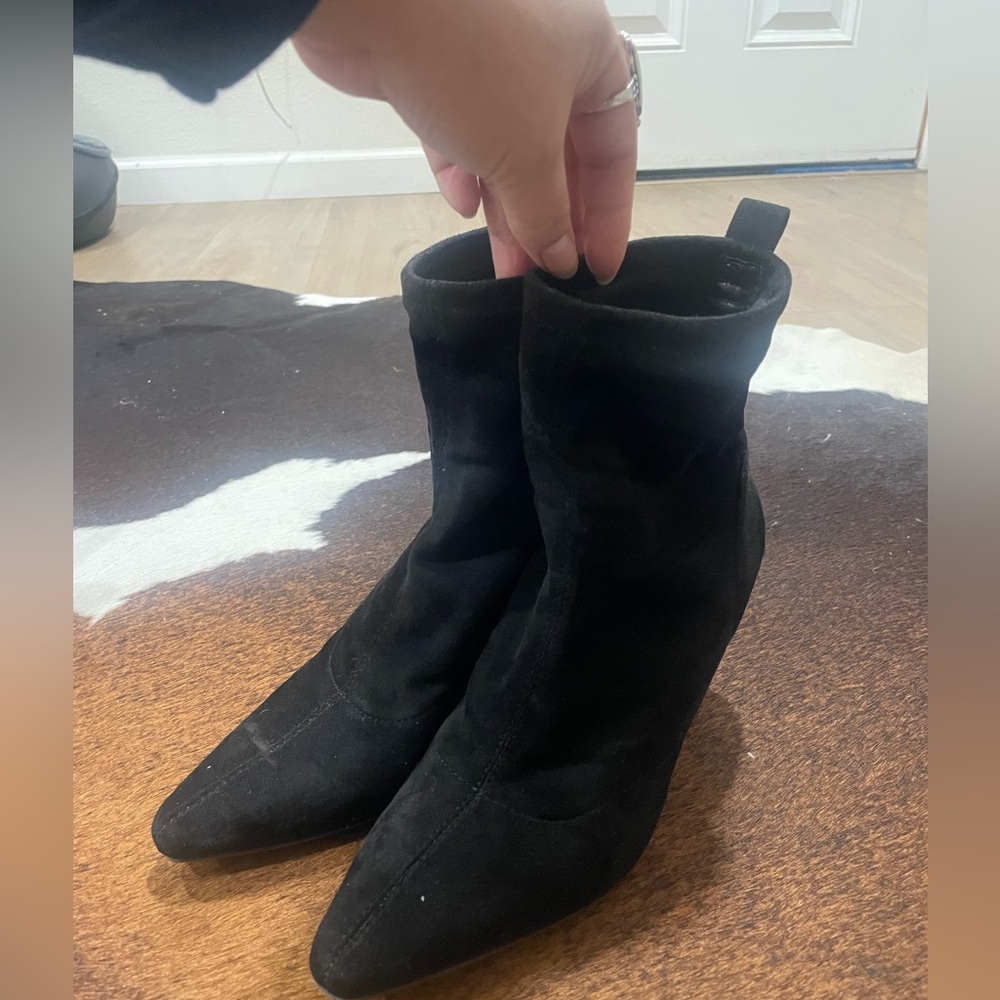 Elegant Black Women's Boots